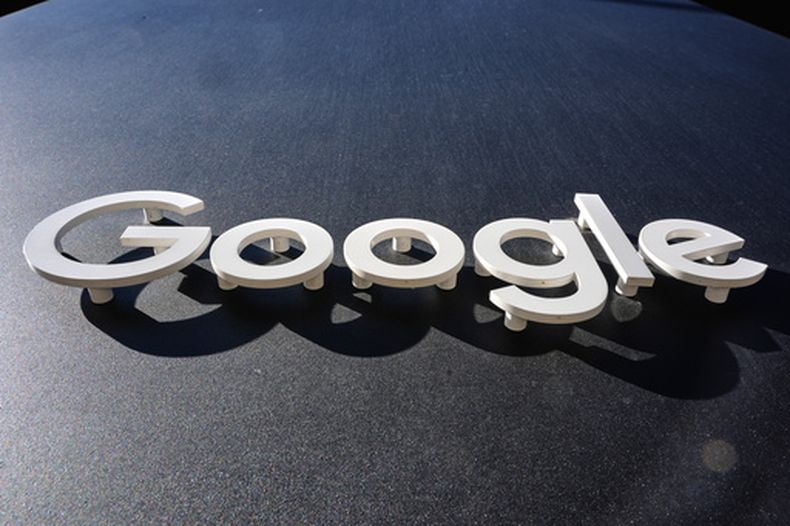 El logo de Google en un edificio en Nueva York el 27 de octubre del 2025. (AP foto/Gene J. Puskar)