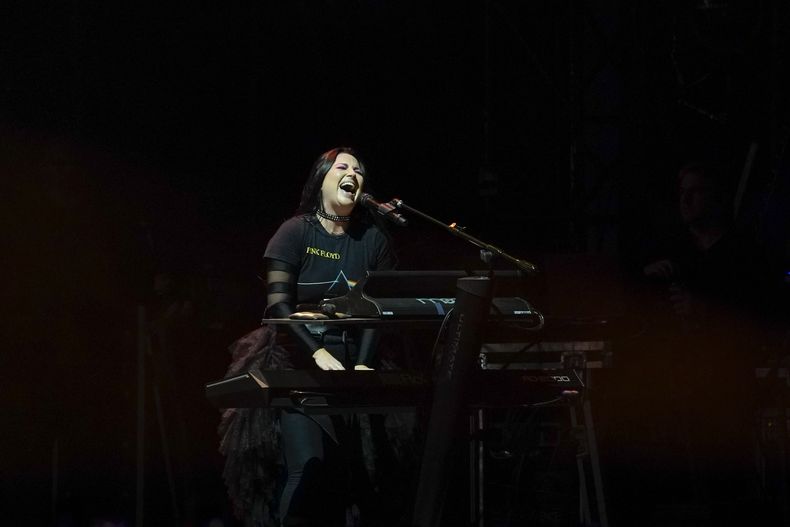 La cantante estadounidense Amy Lee de la banda Evanescence durante su concierto en el festival HERA HSBC en la Ciudad de México el sábado 24 de agosto de 2024. (Foto AP/Aurea Del Rosario)