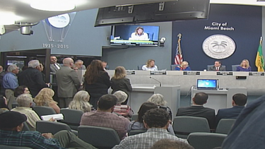 Polémica sobre fumigaciones aéreas en Miami Beach