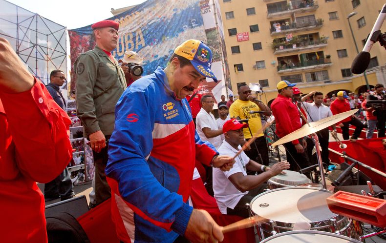 AMS-ECO_VENEZUELA-MADURO-0.jpg