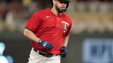 Mellizos blanquean 9-0 a Gigantes; Celestino limpia bases