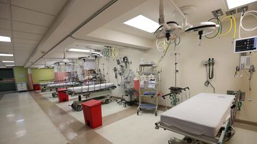 el centro medico en rio piedras atraviesa por una escasez aguda de tecnicos quirurgicos y otro personal especializado