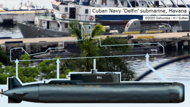 turista detecta al unico submarino de la armada cubana en puerto de la habana