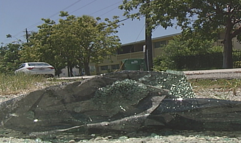 autos vandalizados.png