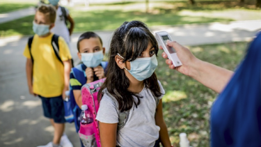 florida pone fin a las cuarentenas escolares obligatorias por covid-19