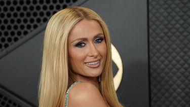 ARCHIVO - Paris Hilton llega a la 66ª entrega anual de los premios Grammy en Los Ángeles el 4 de febrero de 2024. (Foto Jordan Strauss/Invision/AP, archivo)