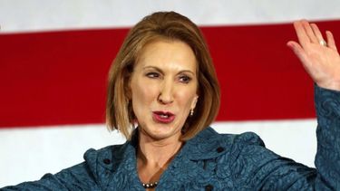 una mujer en la casa blanca