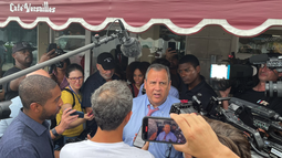 chris christie visita el restaurante versailles en miami para conquistar el voto cubano
