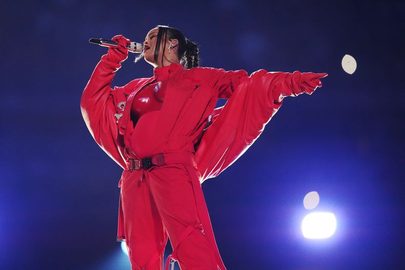 ESP-CIN OSCAR-RIHANNA