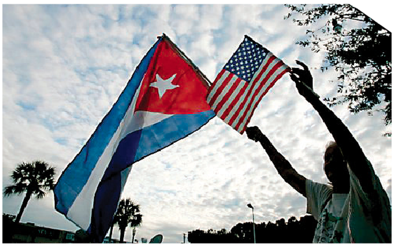 La encuesta hecha a 1.000 cubano-estadounidenses en el condado de Miami-Dade, Florida, añade peso a los recientes esfuerzos de líderes empresariales y académicos  para que el presidente Obama flexibilice más las restricciones a los viajes y el comercio.