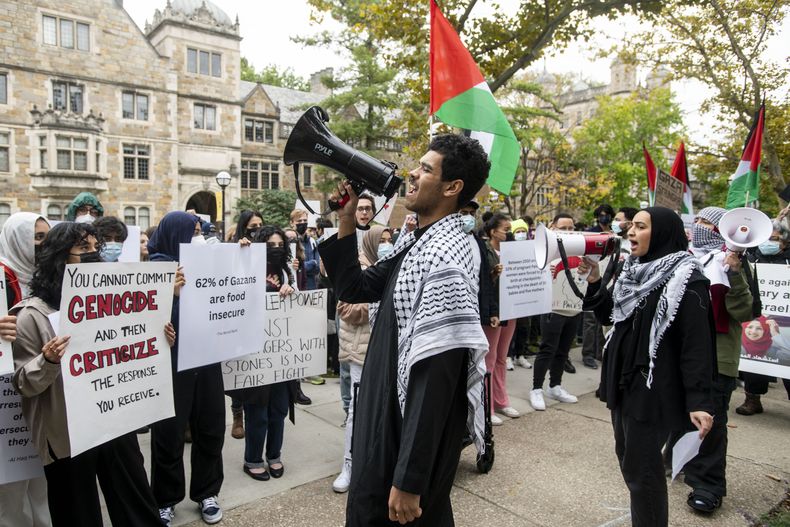 Una protesta propalestina en la Universidad de Michigan en Ann Arbor, Michigan, el 13 de octubre de 2023. (Jacob Hamilton/Ann Arbor News via AP)