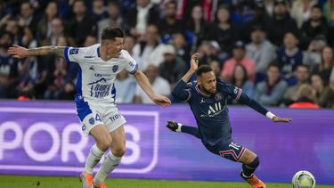 Marsella gana 3-0 en Lorient y se afirma como 2do