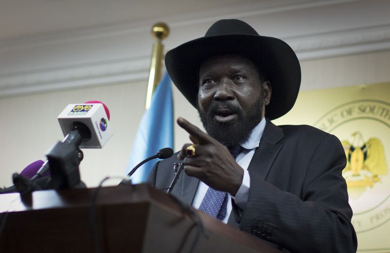ARCHIVO - En esta foto del 20 de enero del 2014, el presidente de Sud&aacute;n del Sur, Salva Kiir, habla en una conferencia de prensa en Juba, Sud&aacute;n del Sur.(Foto AP/Mackenzie Knowles-Coursin)
