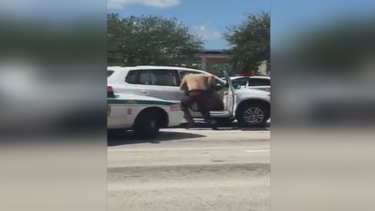 americateve | TIROTEO MIAMI LAKES.png