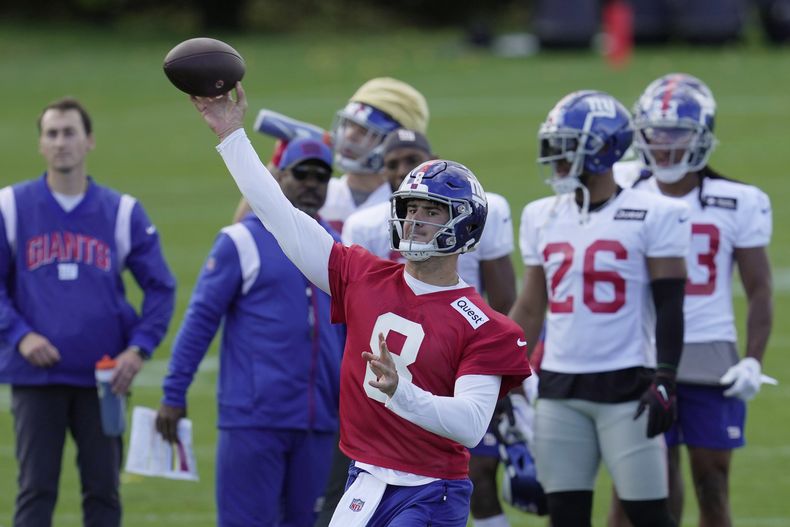 DEP-NFL GIANTS-JONES