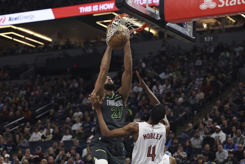 DEP-BAS CAVALIERS-TIMBERWOLVES