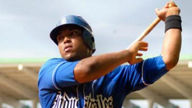 Se fuga astro de Industriales, Yasmani Tomás