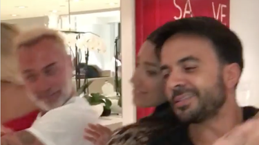 millonario gianluca vacchi baila despacito con luis fonsi
