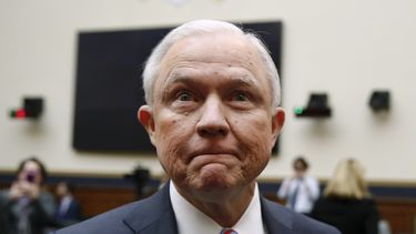 Sessions niega haber mentido sobre Rusia