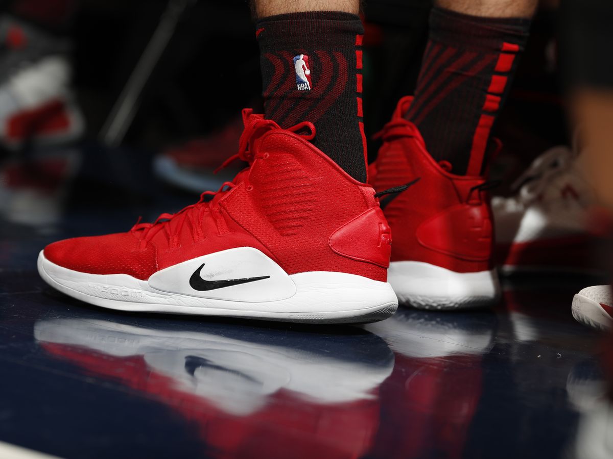 Nike termina asociación con Amazon