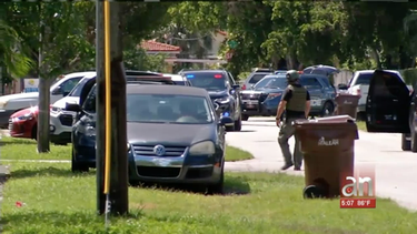 la policia de hialeah arresto a tres hombres, sospechosos de robar en una casa en el este de la ciudad