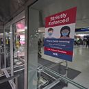 Sancionarán a pasajeros que no usen cubrebocas en aviones