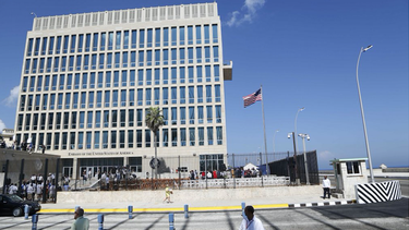 ataques a diplomaticos en cuba: medico que los examino descarta que fueran causados por estres