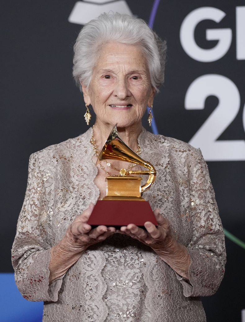 ESP-MUS LATIN GRAMMY