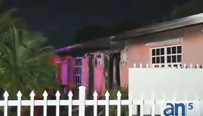 Un incendio en una casa de Kendall dejó a una mujer con graves quemaduras.