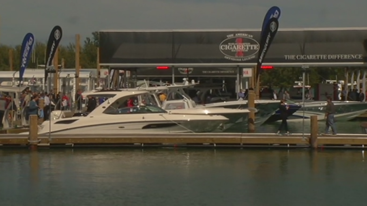 Inicia show internacional de botes en Miami