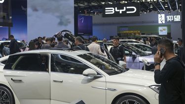 donald trump anuncia nuevos aranceles para los autos importados a estados unidos