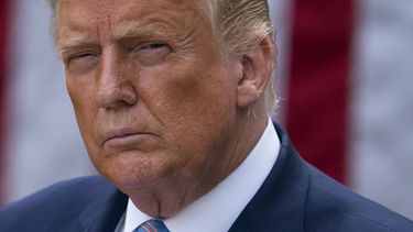 Expertos: Problemas de seguridad nacional en deudas de Trump