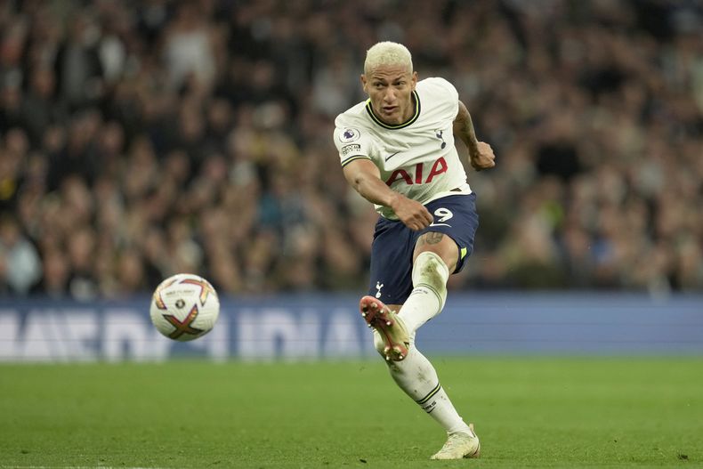 DEP-FUT BRASIL-RICHARLISON