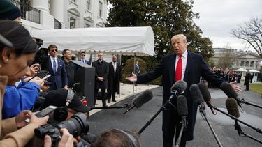 Trump no cenará con reporteros de la Casa Blanca