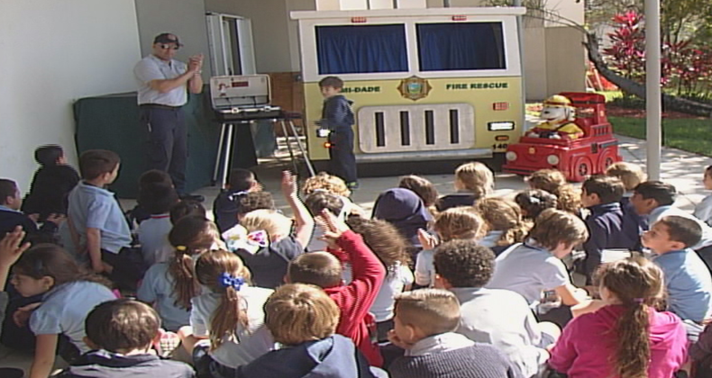 bomberos escuela.png