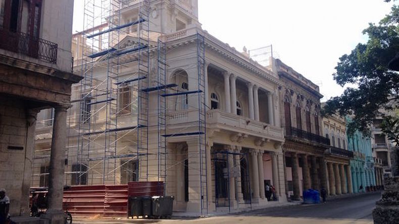Nueva sede de la Alianza Francesa en Prado y Trocadero.
