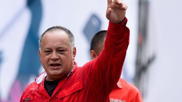 diosdado cabello nego las protestas en cuba: cinco tuits no van a terminar con la revolucion