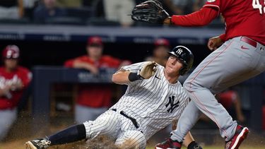 LeMahieu anota en el 10mo y Yanquis derrotan 7-6 a los Rojos