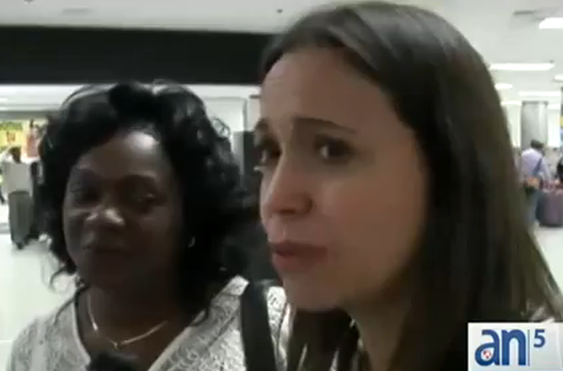 La diputada opositora venezolana María Corina Machado, quien hoy  estuvo de paso  en Miami, acuso al régimen cubano de ordenar a Maduro allanar su inmunidad parlamentaria para luego llevarla a la cárcel, tal como lo solicito la bancada oficialista de Asam