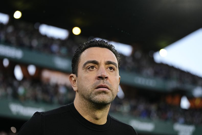 El entrenador del Barcelona Xavi Hernández previo al partido contra Real Betis de la Liga española, el sábado 21 de enero de 2024. (AP Foto/José Bretón)