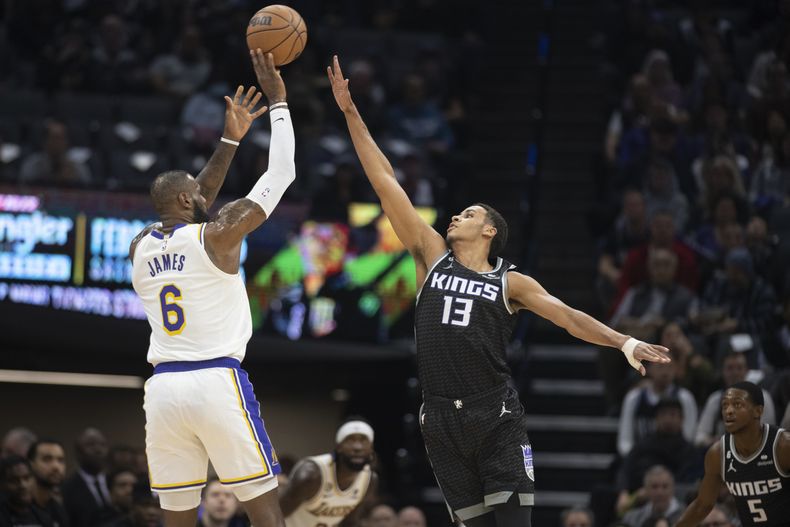 DEP-BAS LAKERS-KINGS