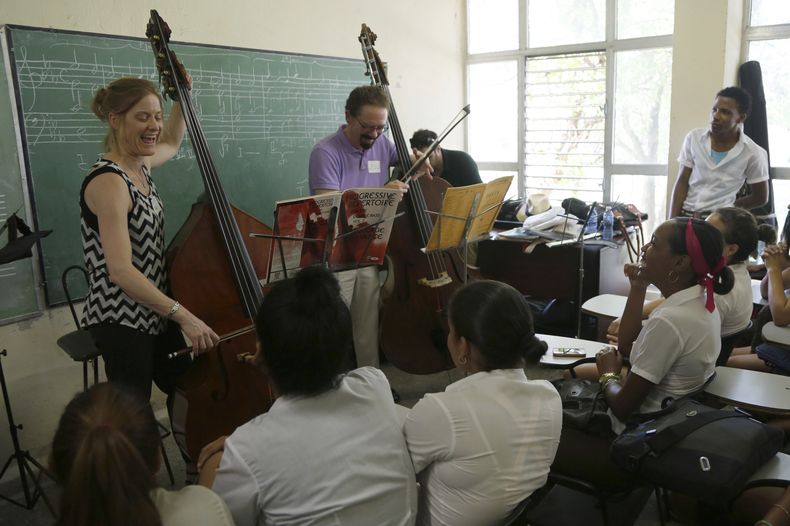 ESP-MUS_CUBA-ORQUESTA_ESTADOUNIDENSE-1.jpg