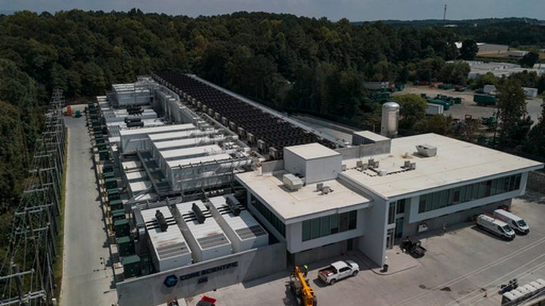 Una vista aérea de un centro de datos de Core Scientific, el viernes 4 de septiembre de 2026, en Dalton, Georgia. (Foto AP/Mike Stewart)