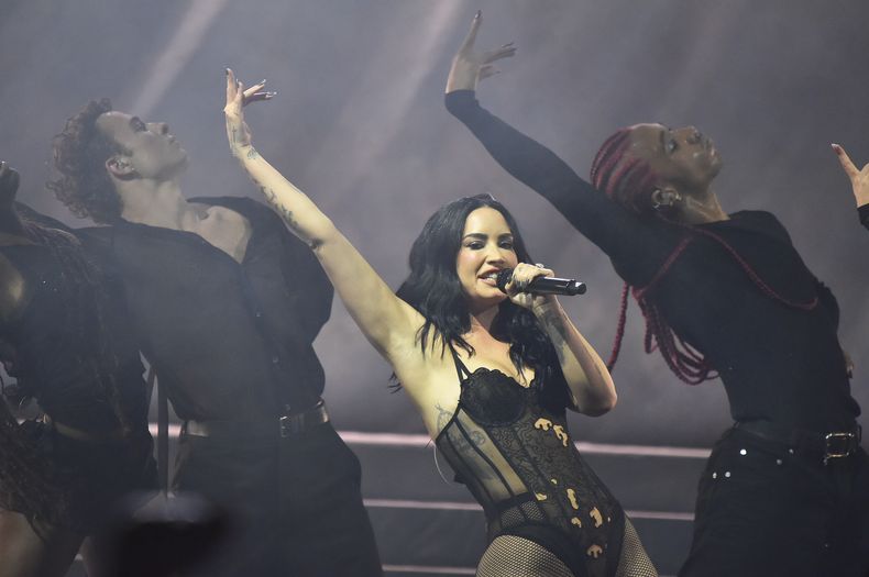 Demi Lovato presenta su espectáculo One Night Only el domingo 26 de octubre de 2025 en el Hollywood Palladium de Los Ángeles. (Foto Richard Shotwell/Invision/AP)