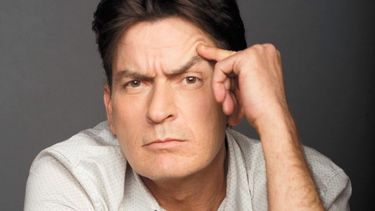 charlie sheen revela que es vih positivo