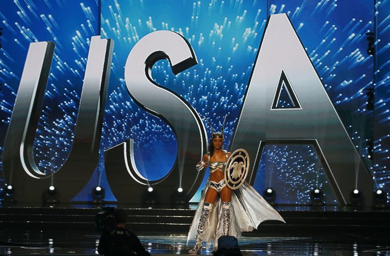 ESP-GEN_MISS_UNIVERSO-1.jpg