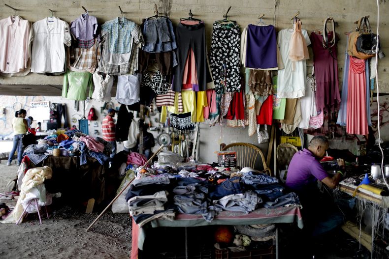REP-GEN_VENEZUELA-DECADENCIA_EN_CARACAS-FOTOGALERIA-2.jpg