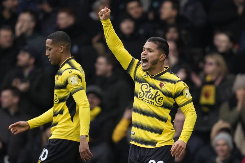 DEP-FUT MLS-CREW HERNÁNDEZ