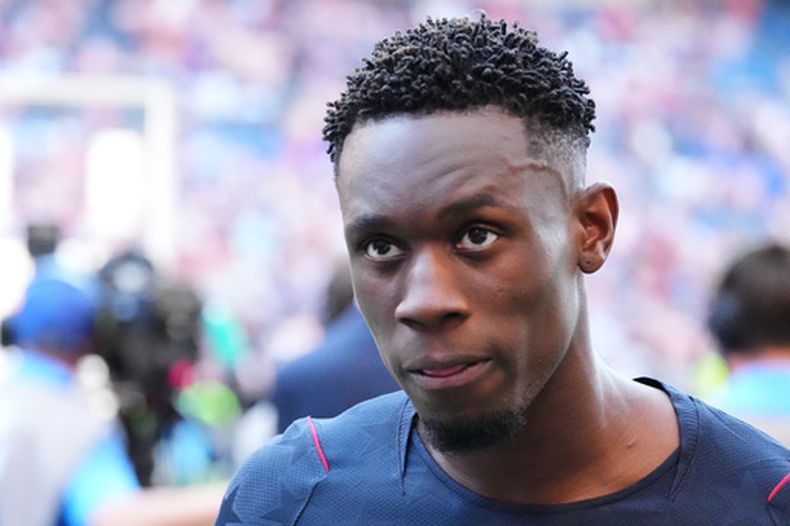 ARCHIVO - Foto del 6 de julio del 2026, el estadounidense Folarin Balogun sale del campo tras la derrota ante Bélgica en los octavos de final de la Copa Mundial. (AP Foto/Ted S. Warren, Archivo)