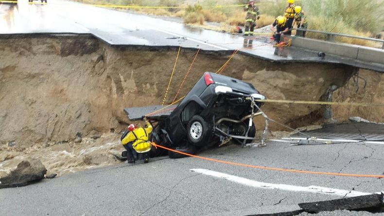 AMN-GEN_CALIFORNIA-TORMENTA-0.jpg